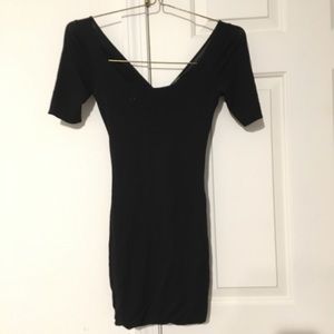 SUPER FLATTERING LBD